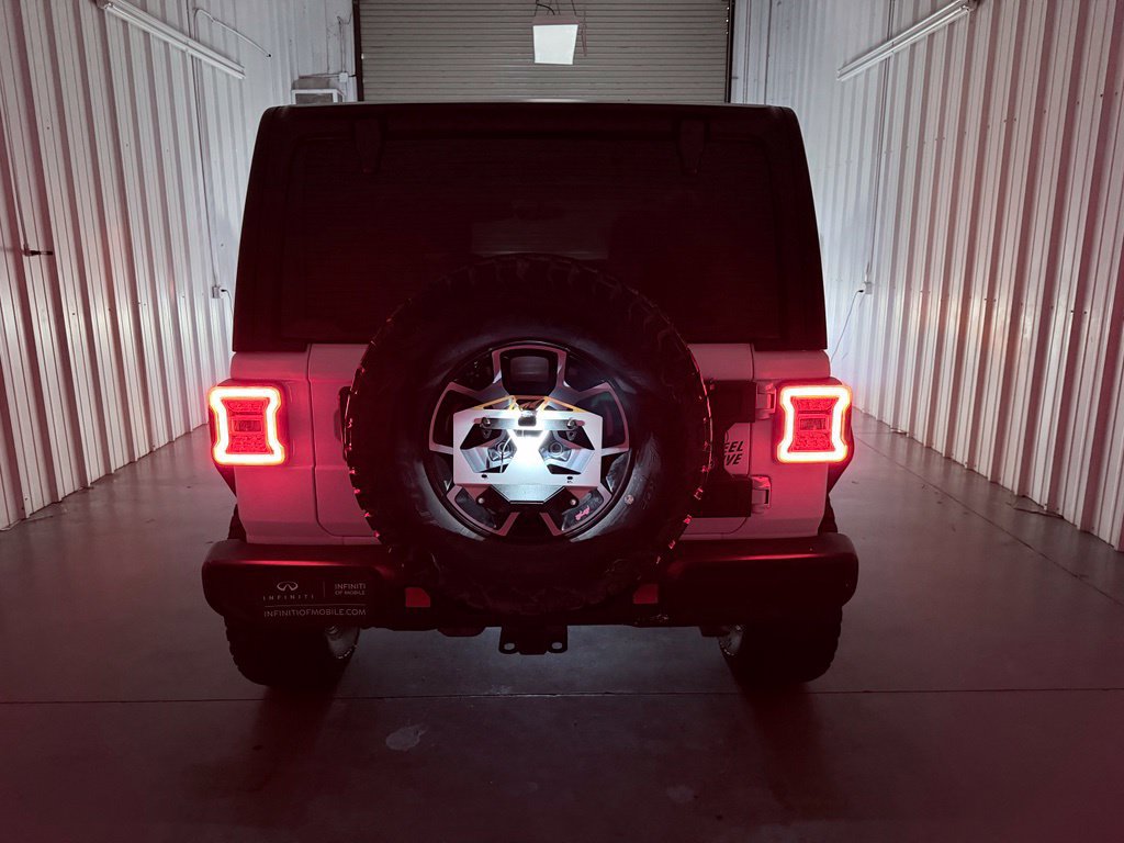 Used 2022 Jeep Wrangler Sport AWD/4WD image 9