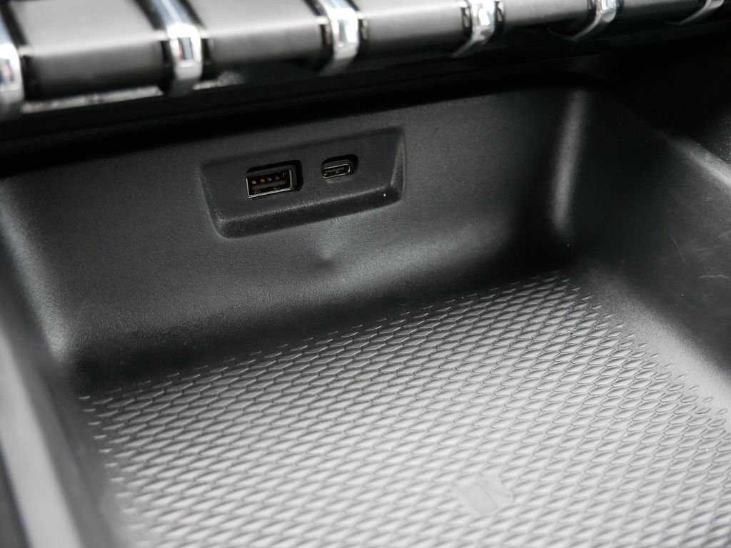 Used 2025 GMC Terrain Elevation image 20