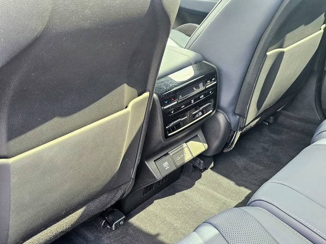 Used 2025 Acura MDX Type S AWD/4WD image 29