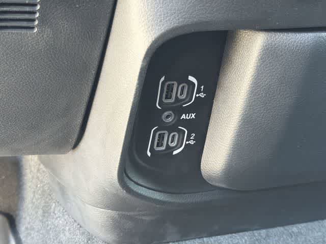 Used 2022 RAM 1500 Laramie AWD/4WD image 22