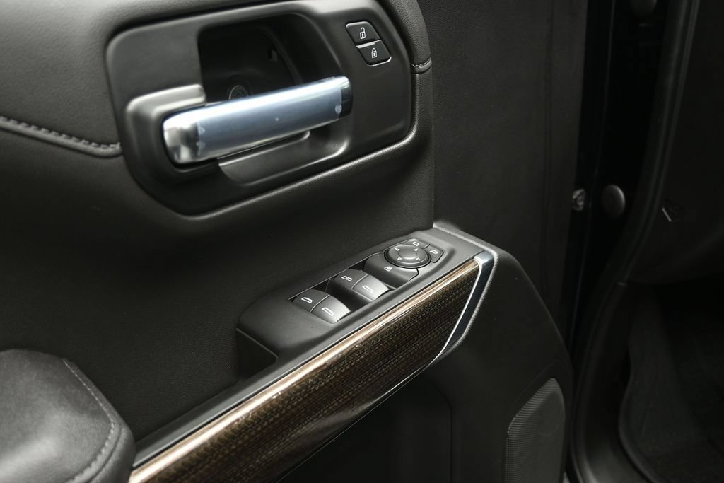 Used 2020 Chevrolet Silverado 1500 LT w/ All-Star Edition RWD image 8
