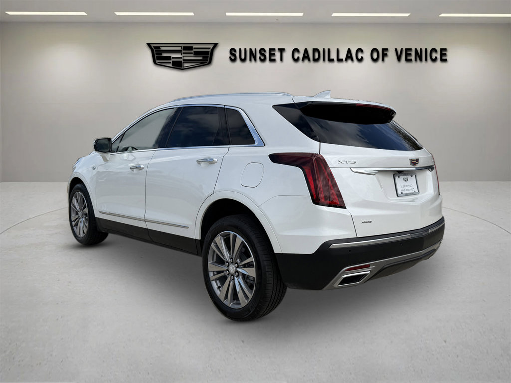 Certified 2025 Cadillac XT5 Premium Luxury AWD/4WD image 5