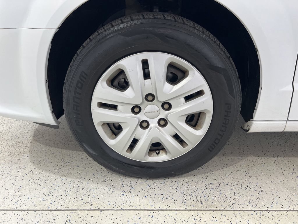 Used 2020 Dodge Grand Caravan SE w/ UConnect Hands-Free Group FWD image 27