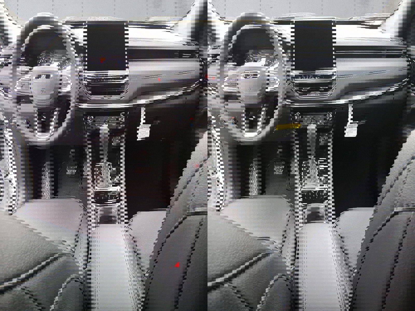 New 2026 Jeep Compass Limited image 11