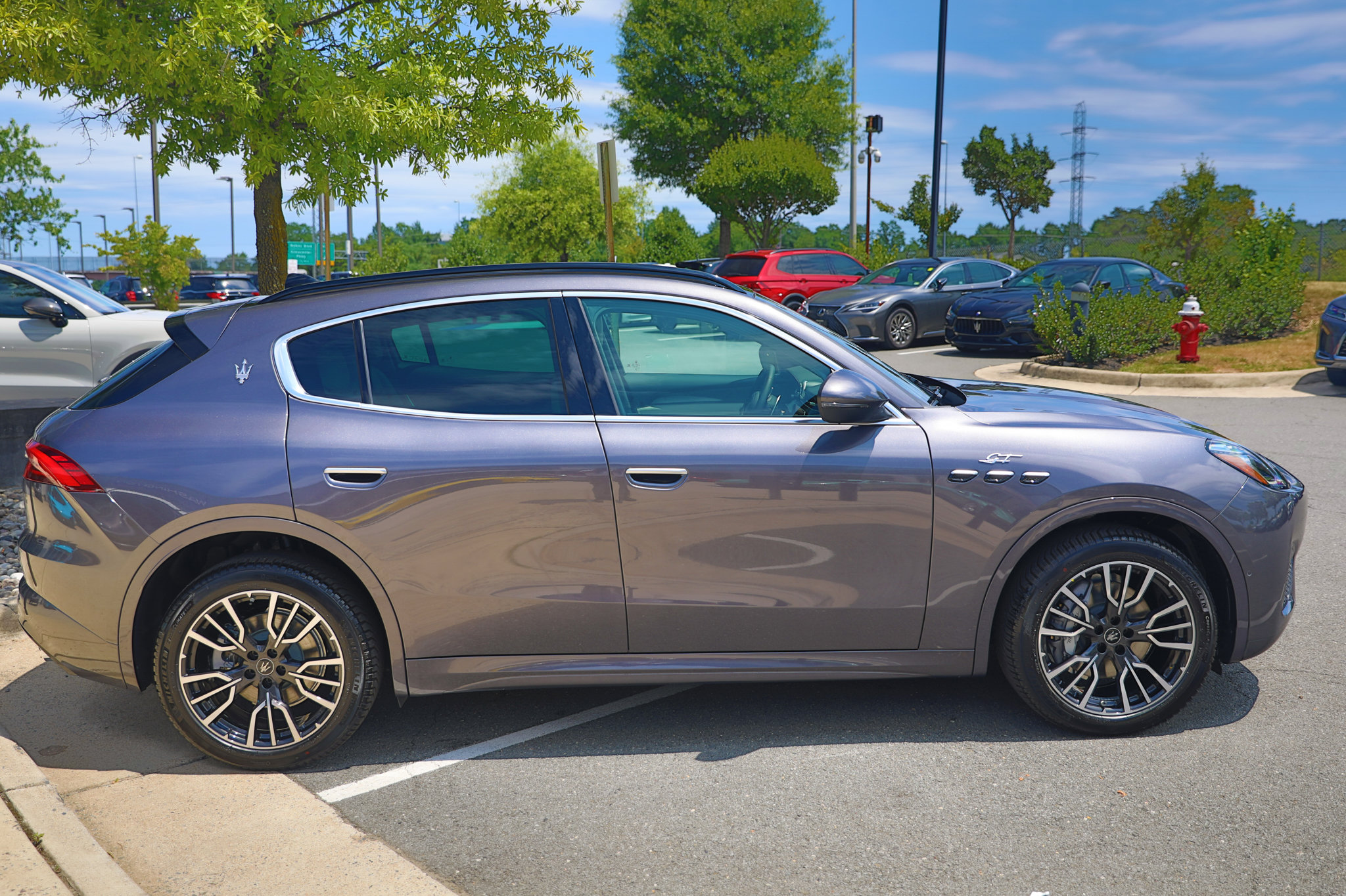 Used 2024 Maserati Grecale GT AWD/4WD image 4