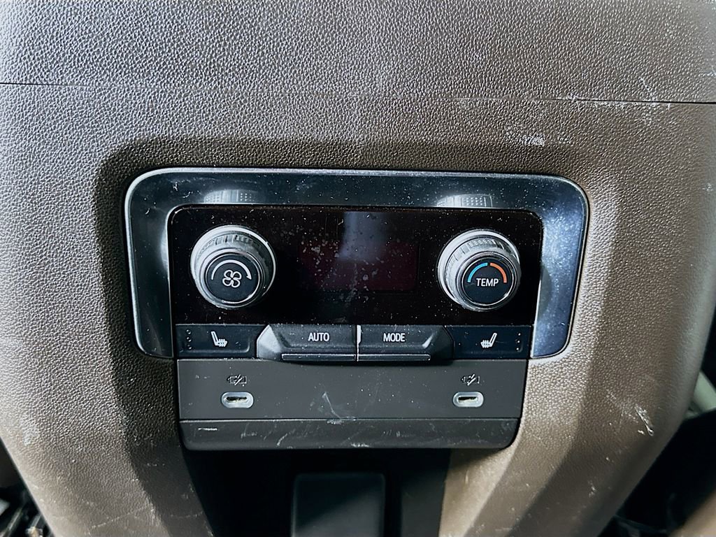 Used 2021 Chevrolet Suburban Z71 w/ Z71 Off-Road Package image 30