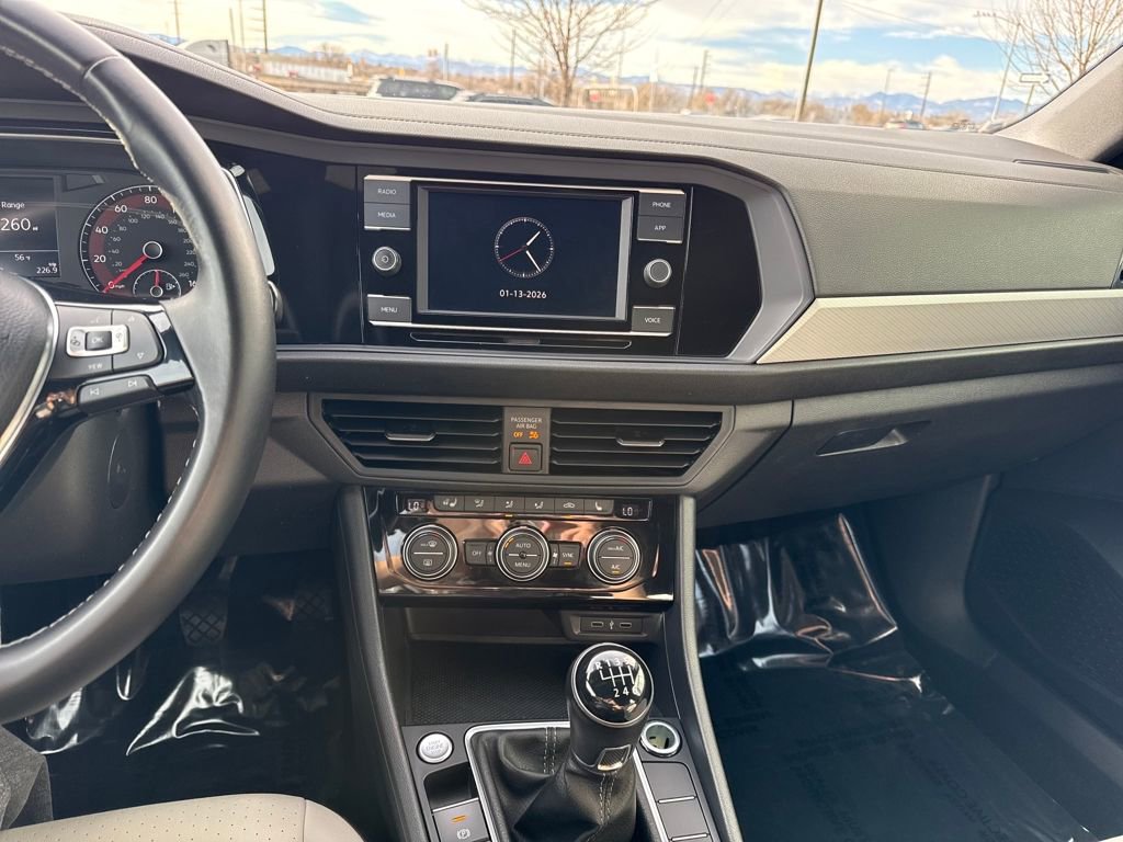 Certified 2021 Volkswagen Jetta R-Line image 19