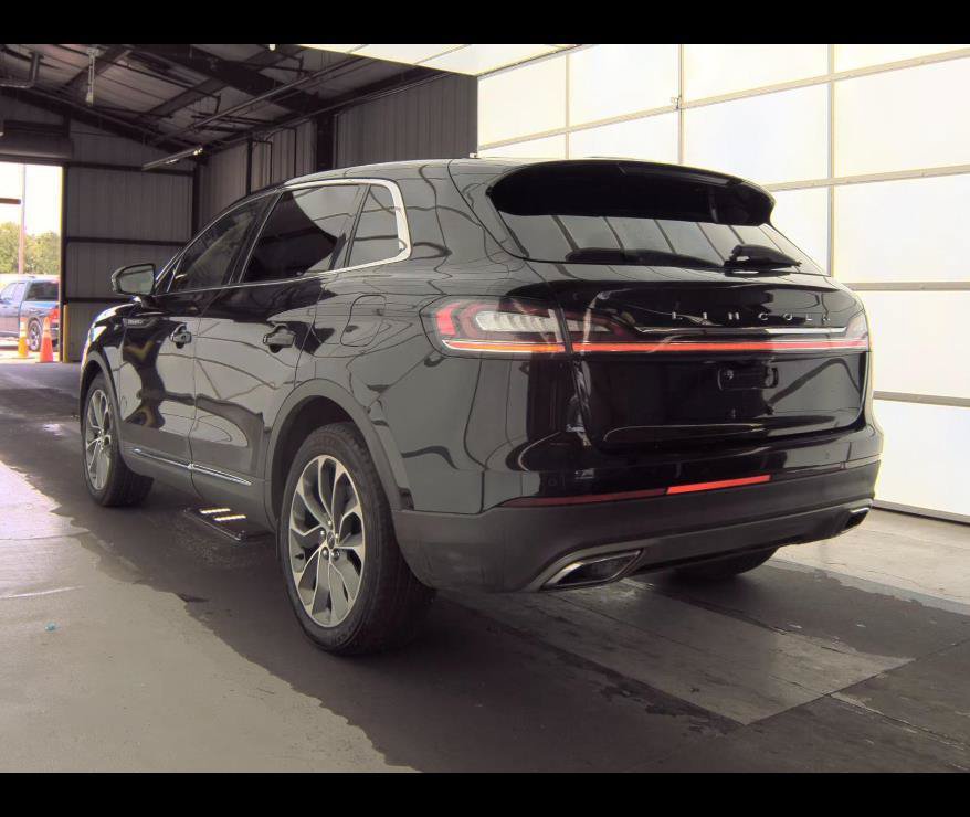 Used 2022 Lincoln Nautilus Reserve AWD/4WD image 12