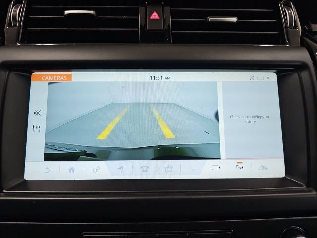 Used 2018 Land Rover Discovery SE AWD/4WD image 24