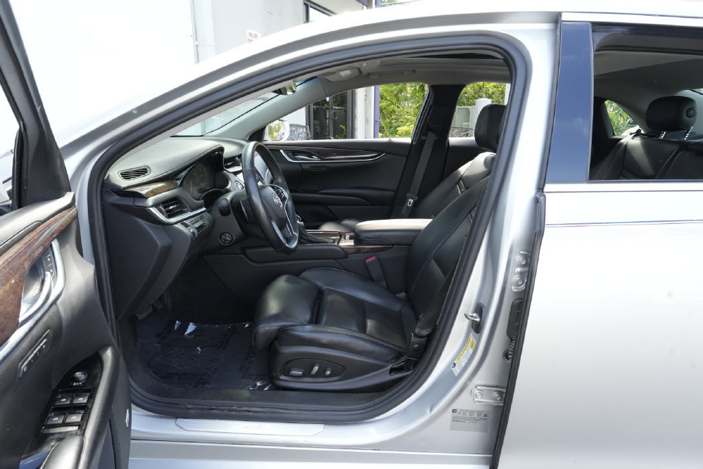 Used 2014 Cadillac XTS Premium AWD/4WD image 16