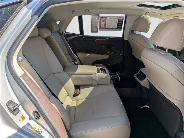 Used 2018 Lexus LS 500 AWD w/ Accessory Package (Z2) image 20