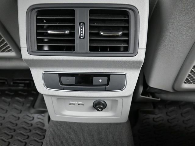 Used 2024 Audi Q5 2.0T Premium image 12