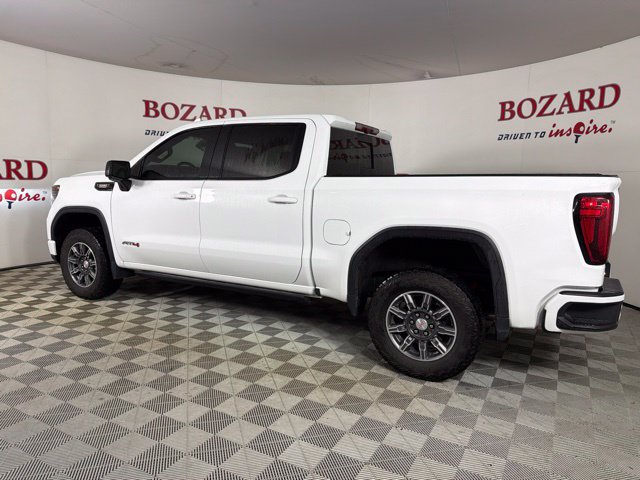 Used 2024 GMC Sierra 1500 AT4 w/ Technology Package AWD/4WD image 7