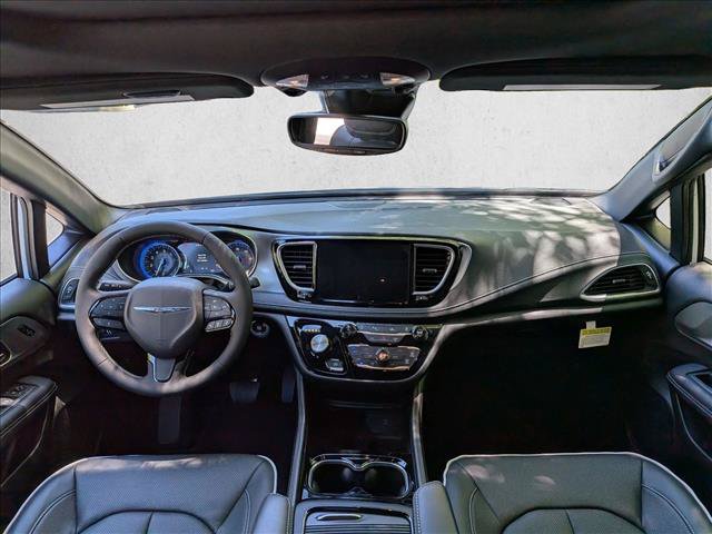 New 2026 Chrysler Pacifica Limited w/ S Appearance Package AWD/4WD image 16
