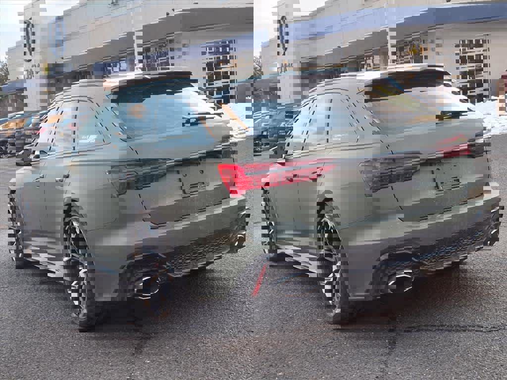 Used 2024 Audi RS 6 performance image 4