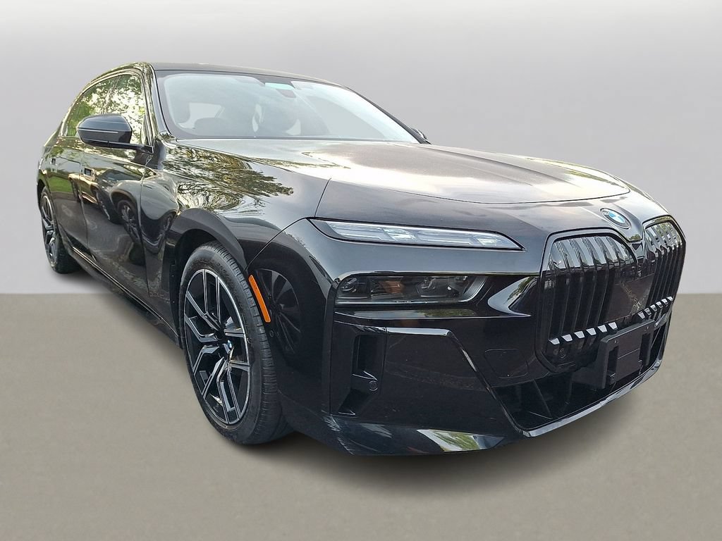 Certified 2024 BMW 760i xDrive w/ Executive Package AWD/4WD image 2