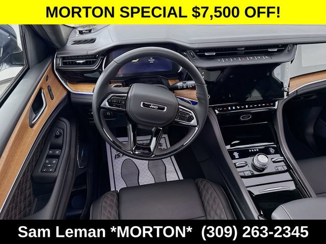 New 2026 Jeep Grand Cherokee L Summit w/ Obsidian Package AWD/4WD image 24