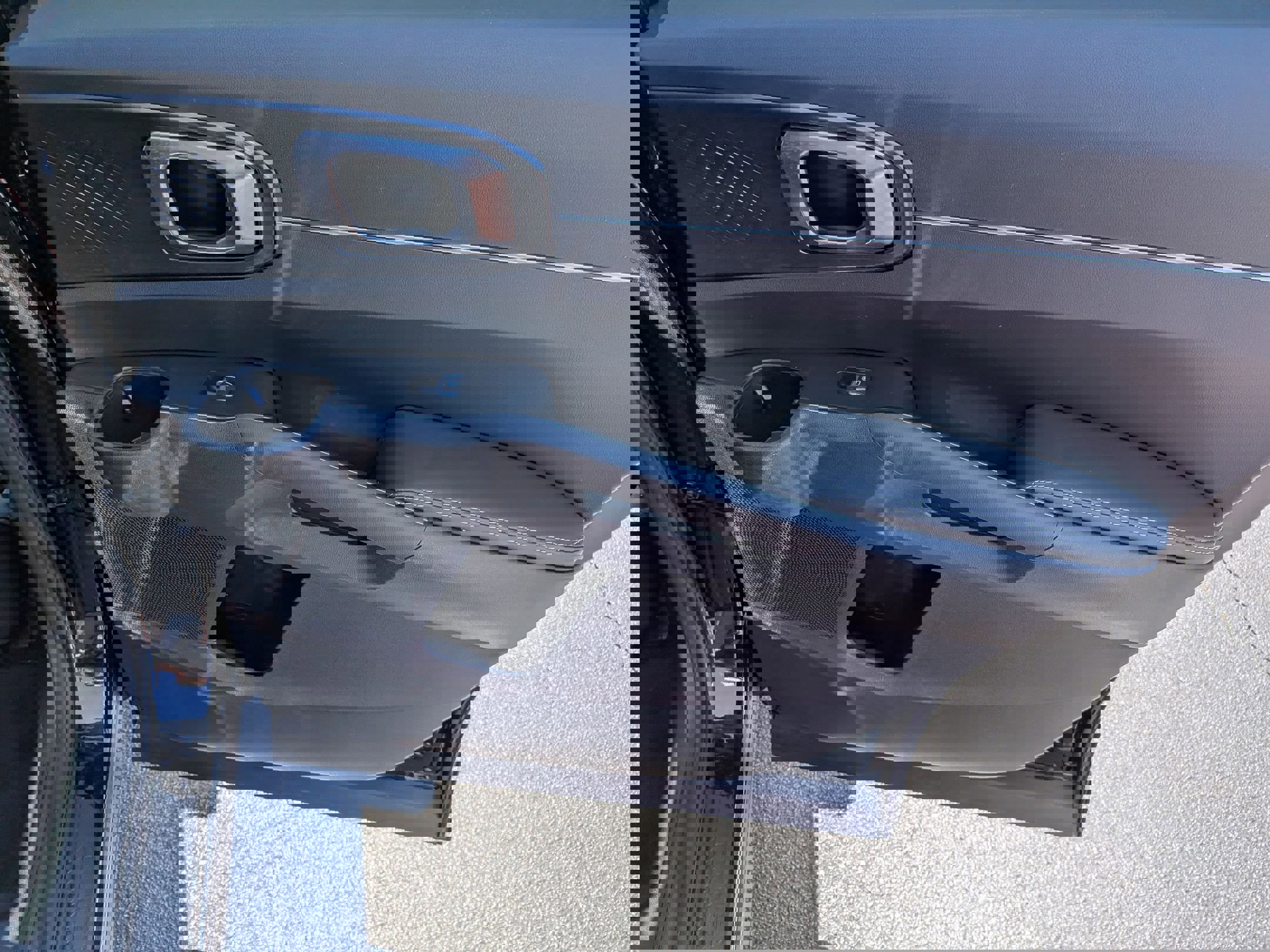 Used 2025 Kia Sorento S FWD image 29