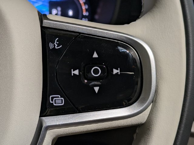 New 2026 Volvo XC60 B5 Ultra w/ Climate Package AWD/4WD image 19