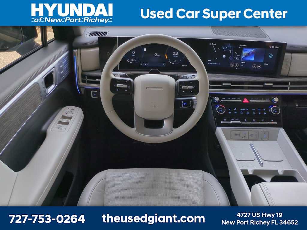 Certified 2025 Hyundai Santa Fe Limited FWD image 19