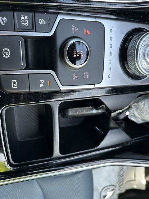Certified 2025 Kia Sorento SX Prestige image 39