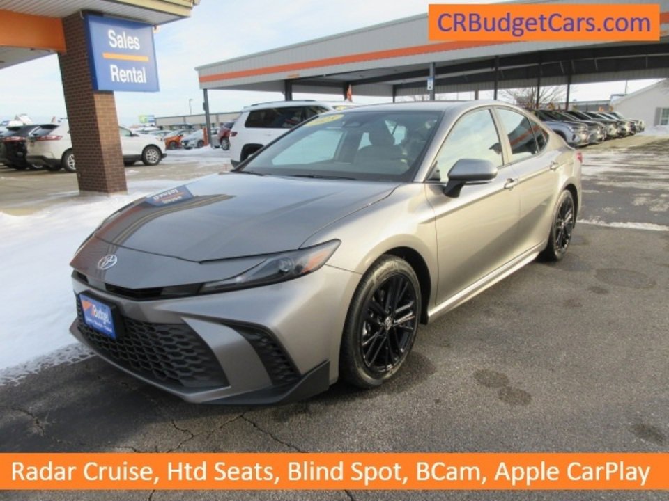 Used 2025 Toyota Camry SE