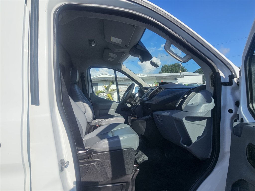 Used 2016 Ford Transit 250 130 Low Roof RWD image 12