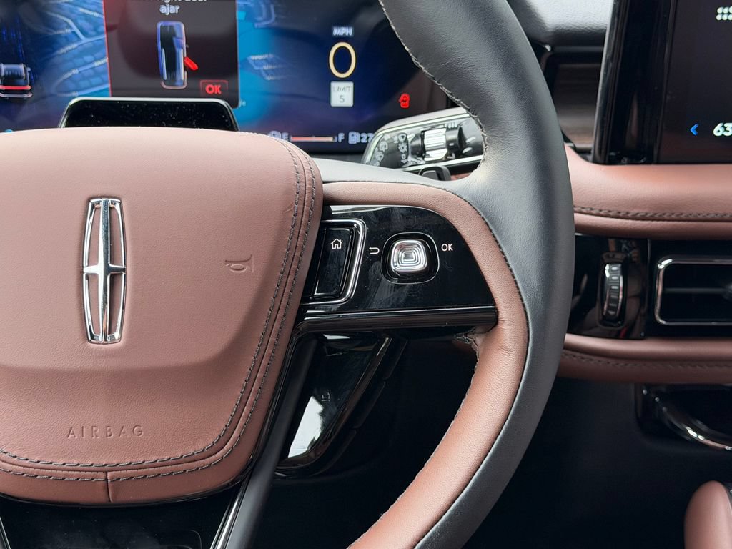 New 2026 Lincoln Aviator Reserve AWD/4WD image 15
