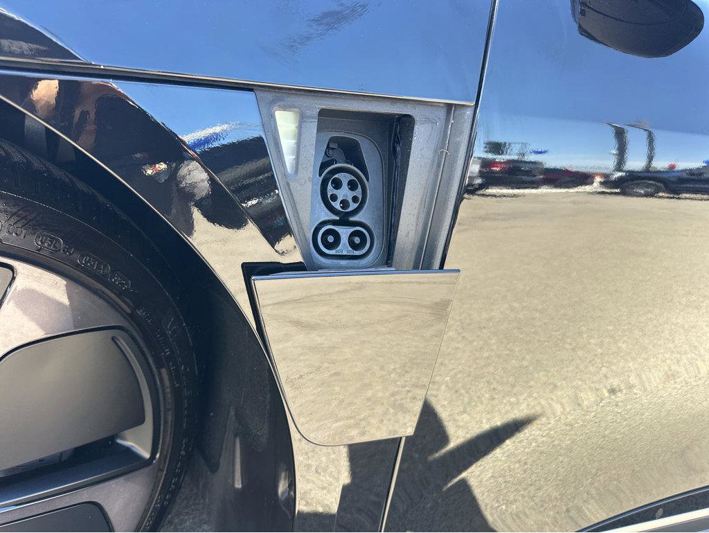 Used 2024 Lucid Air Pure RWD image 39