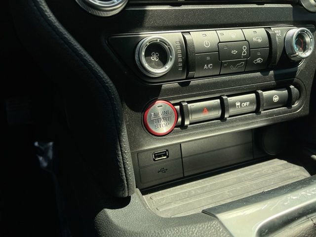 Used 2022 Ford Mustang GT RWD image 16