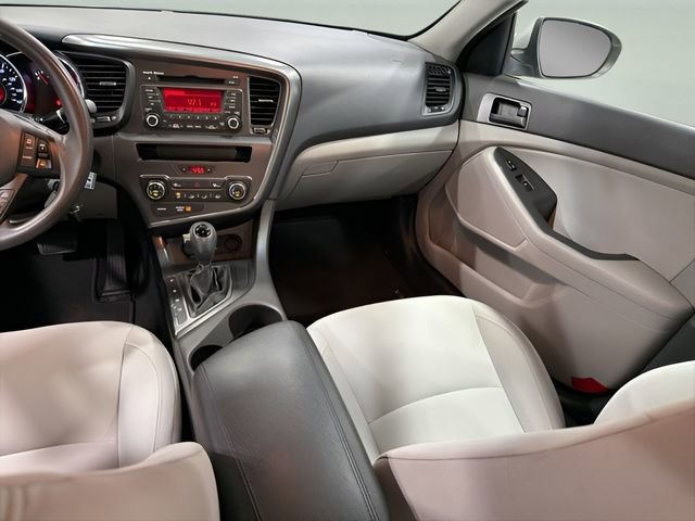 Used 2013 Kia Optima LX image 24