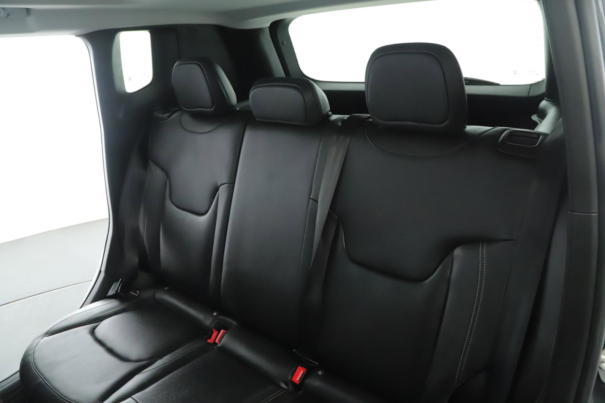 Used 2023 Jeep Renegade Limited w/ Sun/Sound Group image 7