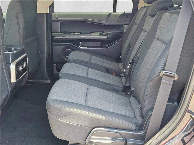 Used 2024 Ford Expedition XLT AWD/4WD image 18