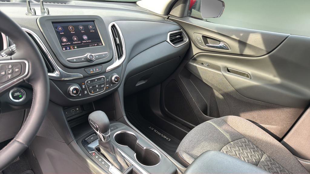 Used 2024 Chevrolet Equinox LT image 24