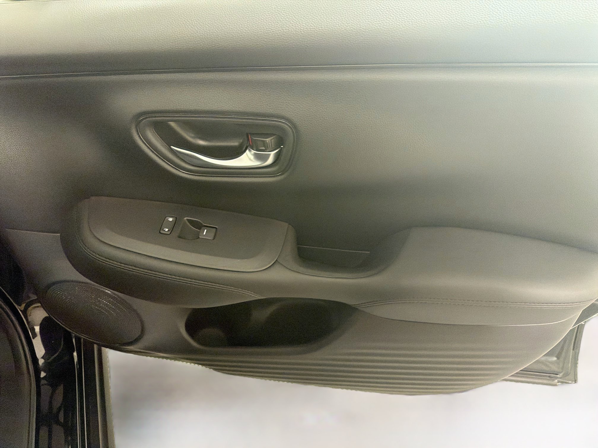 Used 2024 Honda HR-V LX image 29