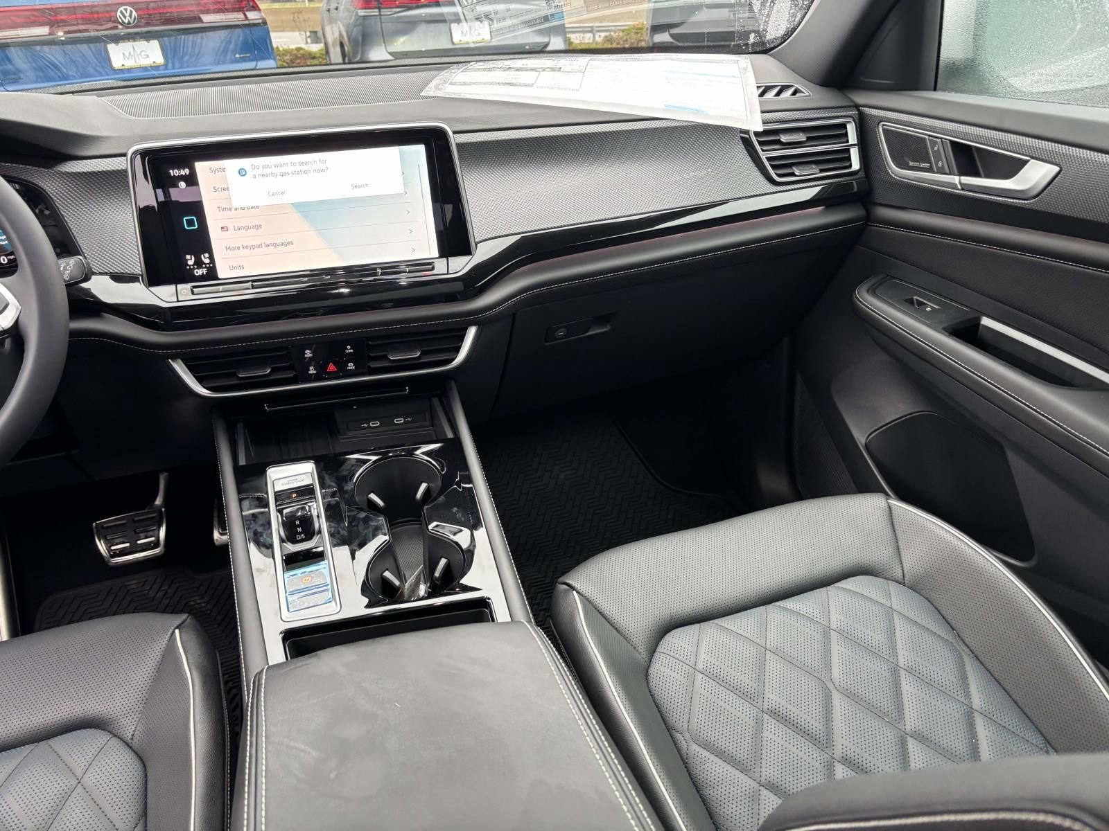 New 2026 Volkswagen Atlas Cross Sport SEL Premium R-Line AWD/4WD image 32