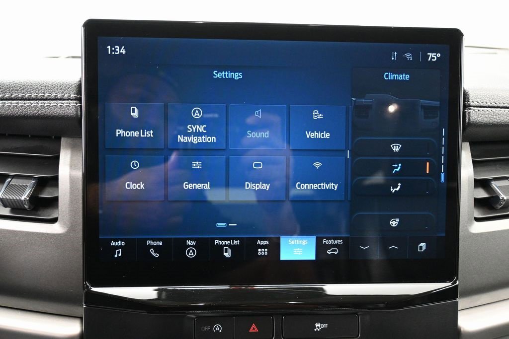 Used 2024 Ford Expedition XLT image 28