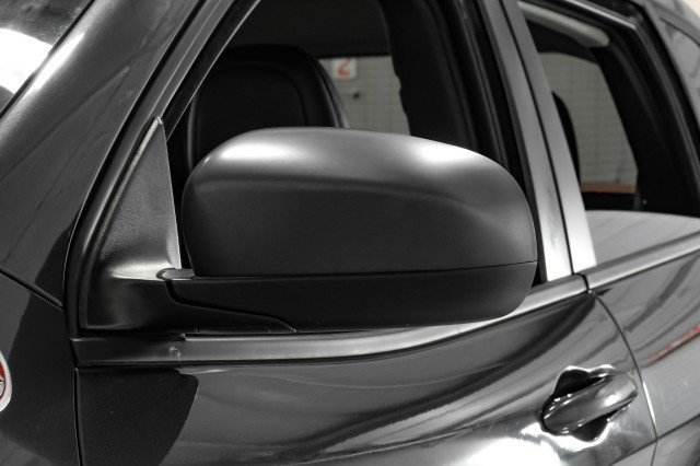 Used 2017 Jeep Cherokee Trailhawk w/ Cold Weather Group image 34