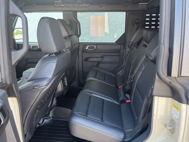 New 2025 Ford Bronco Badlands image 5
