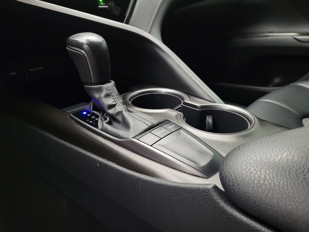 Used 2022 Toyota Camry SE image 26