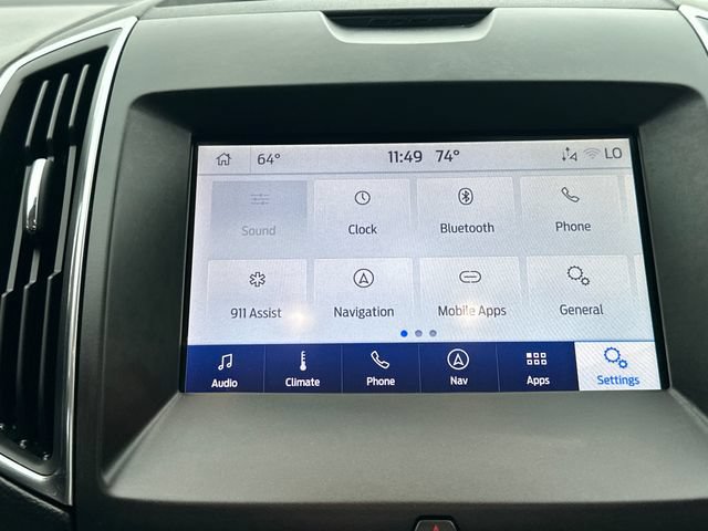 Used 2020 Ford Edge Titanium w/ Equipment Group 301A AWD/4WD image 34