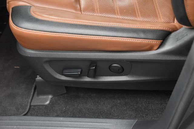 Used 2022 Nissan Pathfinder Platinum w/ Cargo Package AWD/4WD image 35