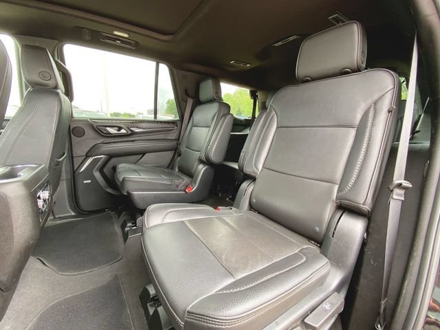 Used 2023 GMC Yukon Denali AWD/4WD image 25