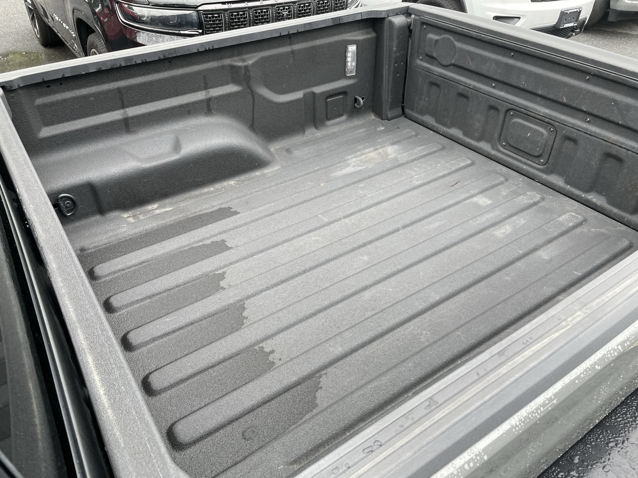 Used 2021 Jeep Gladiator Mojave AWD/4WD image 39