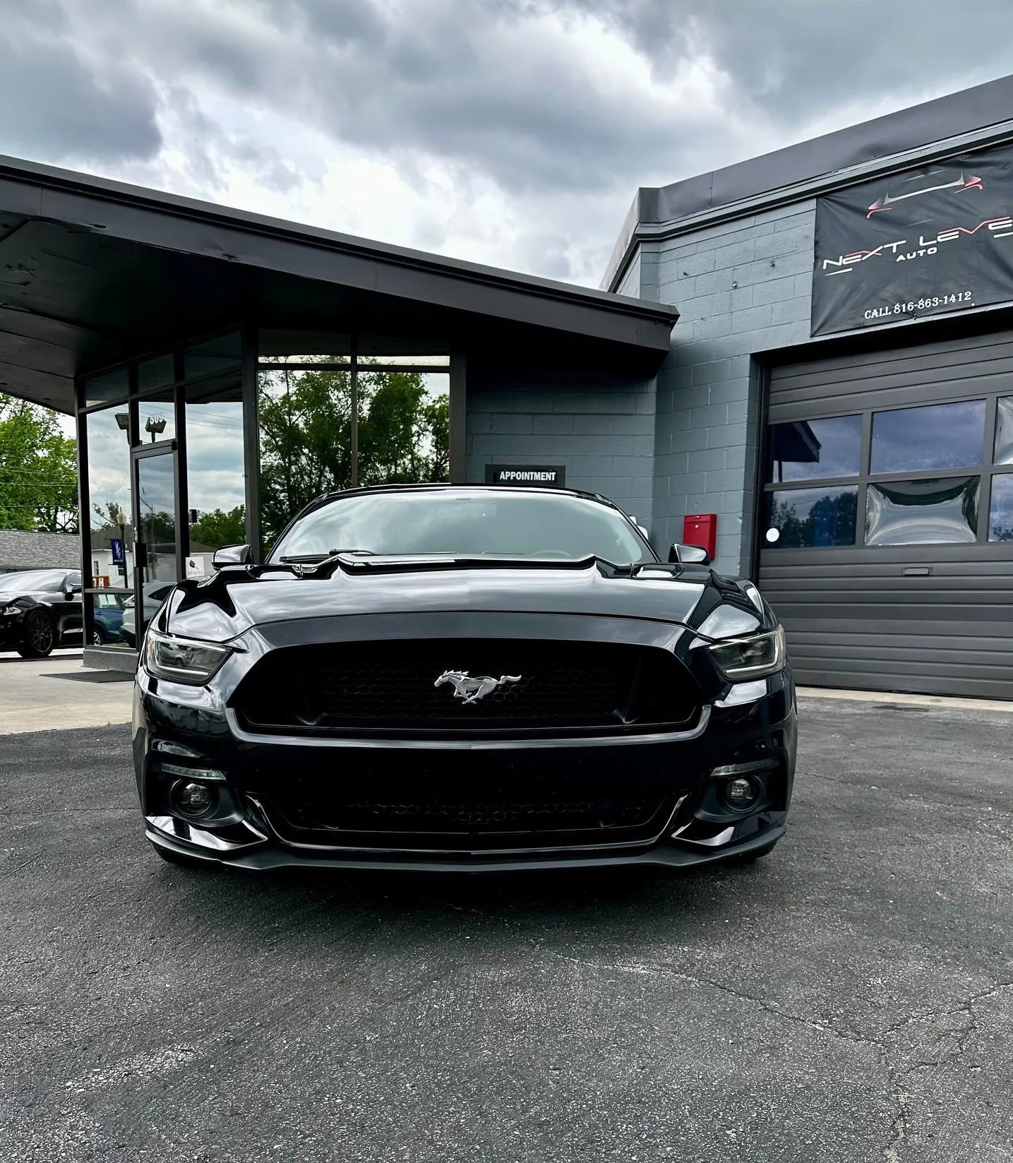Used 2016 Ford Mustang GT RWD image 2