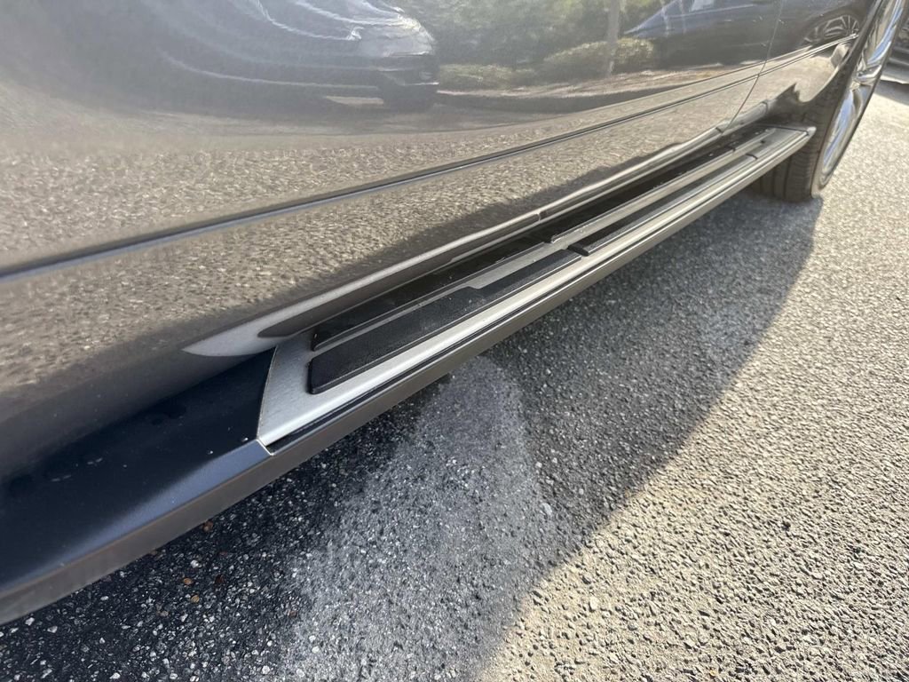 Used 2021 Toyota Highlander Platinum image 13