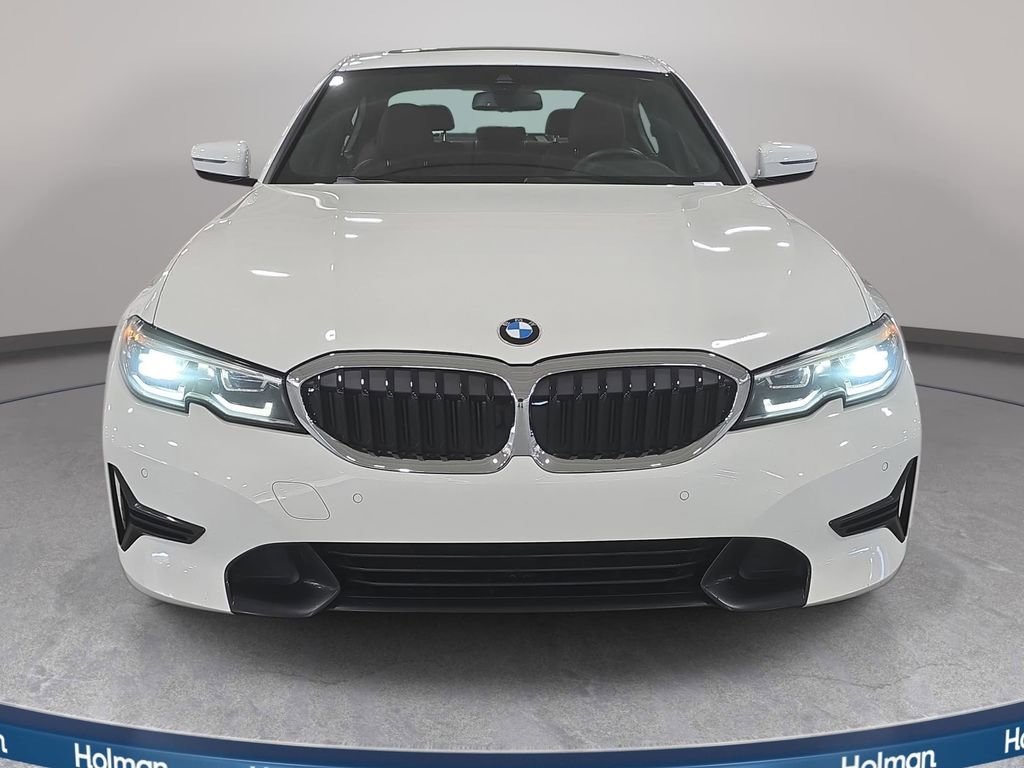 Certified 2022 BMW 330i Sedan image 2