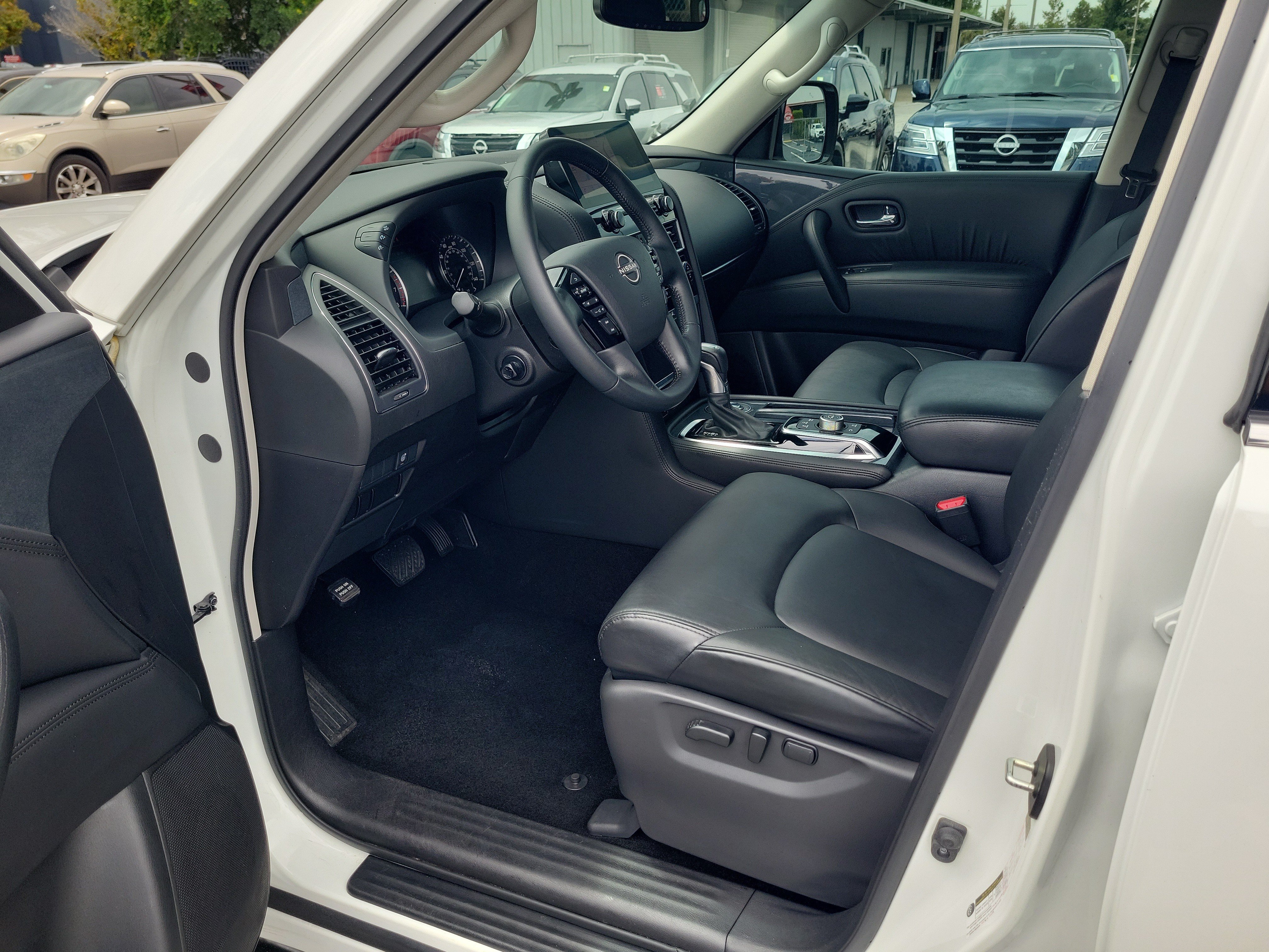 Certified 2024 Nissan Armada SV w/ Cargo Package RWD image 12