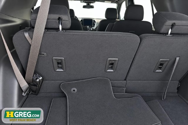 Used 2024 Chevrolet Traverse LT FWD image 15