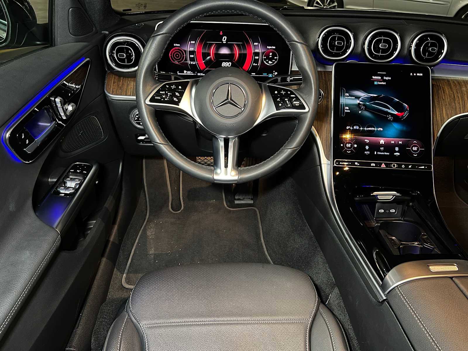 Used 2025 Mercedes-Benz C 300 4MATIC Sedan image 41